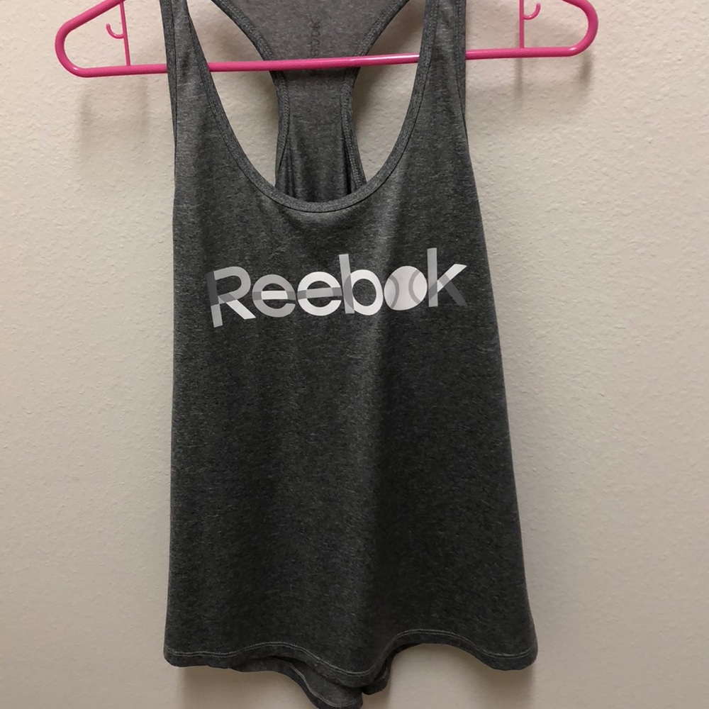 Reebok gray work out tank